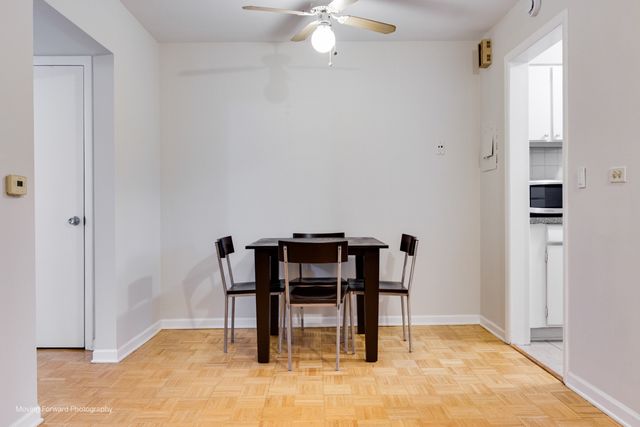 1509 Brown Street 11E, Des Plaines, IL 60016