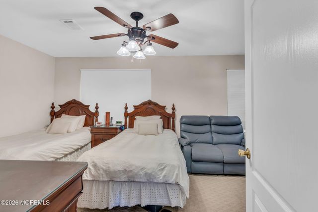 46 Aspen Court, Lakewood, NJ 08701