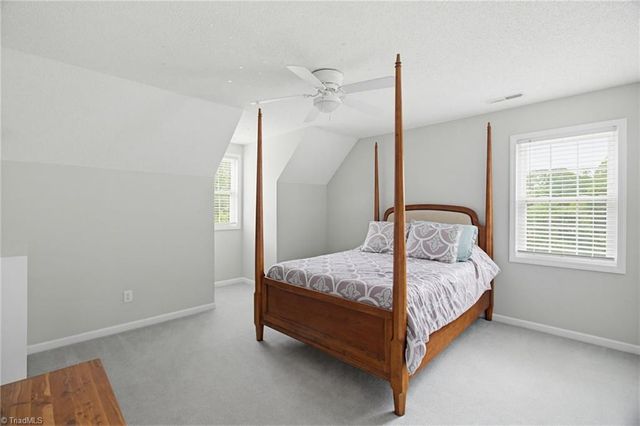 9321 Deer Path Lane, Kernersville, NC 27284