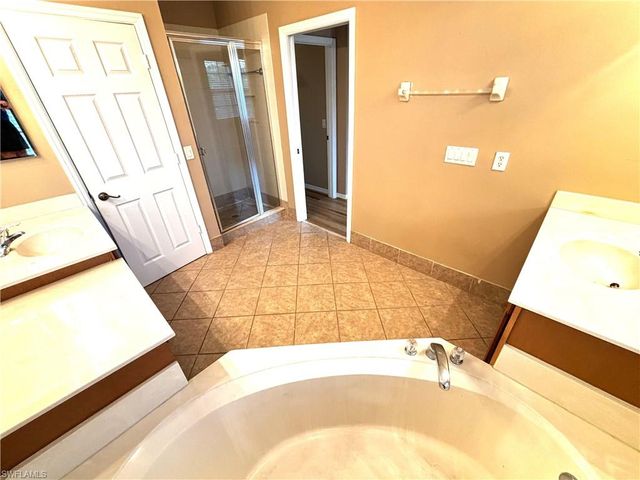 3960 Cherrybrook LOOP, Fort Myers, FL 33966