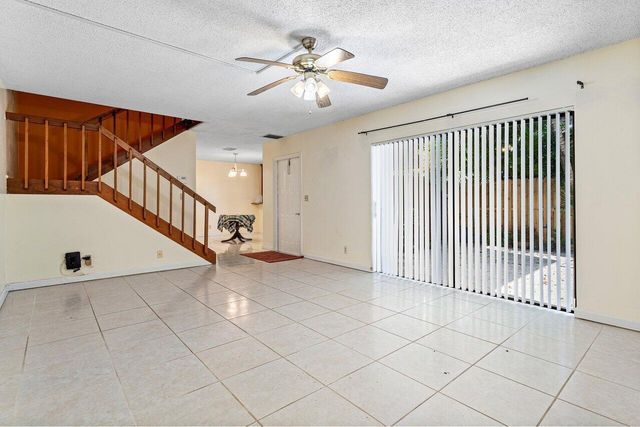 853 Springdale Circle, Palm Springs, FL 33461