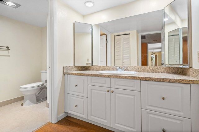 853 Springdale Circle, Palm Springs, FL 33461