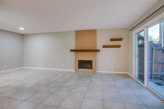 2632 Custer Parkway D, Richardson, TX 75080