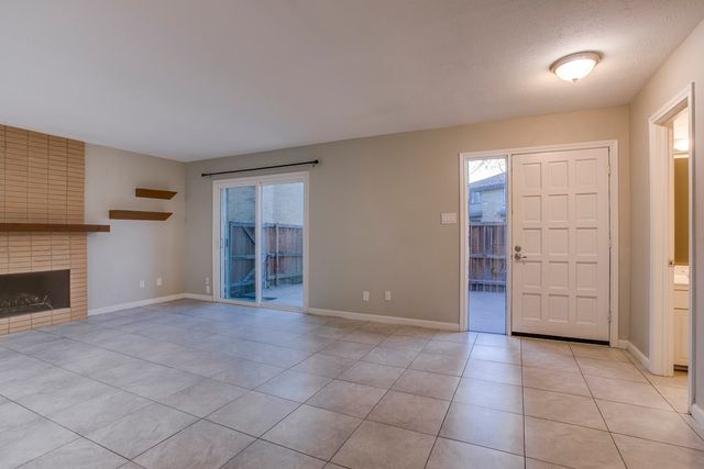 2632 Custer Parkway D, Richardson, TX 75080