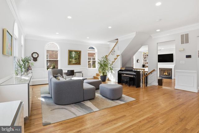 1142 N JACKSON ST, Arlington, VA 22201