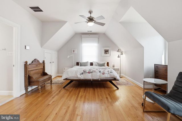 1142 N JACKSON ST, Arlington, VA 22201