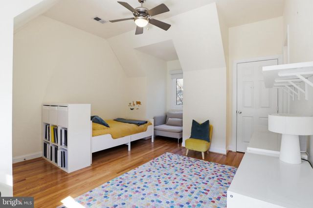 1142 N JACKSON ST, Arlington, VA 22201