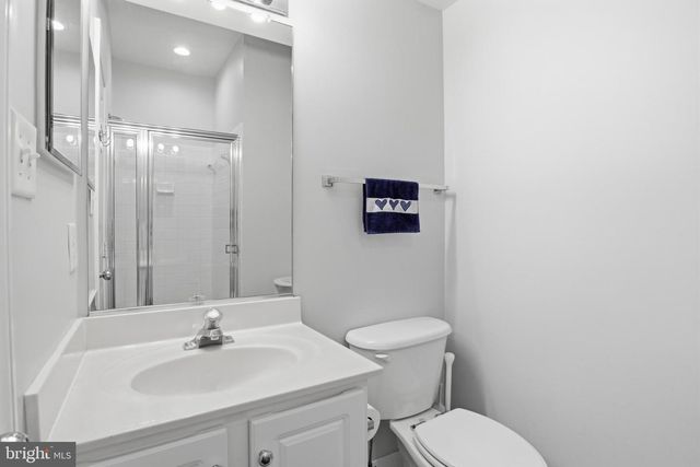 1142 N JACKSON ST, Arlington, VA 22201