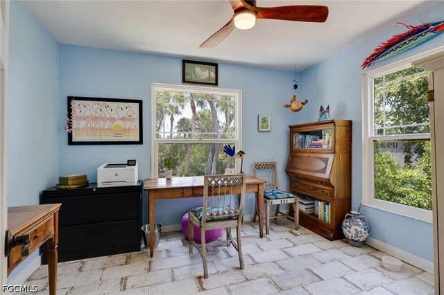 1318 Junonia ST, Sanibel, FL 33957