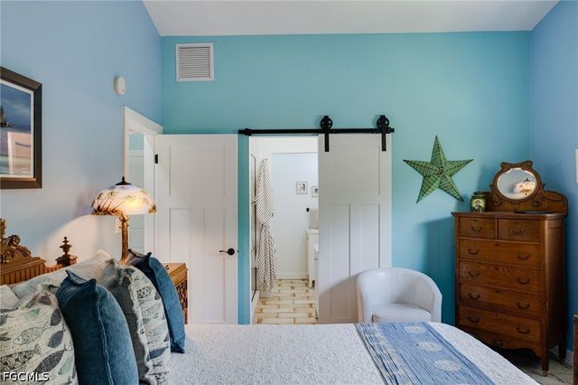 1318 Junonia ST, Sanibel, FL 33957