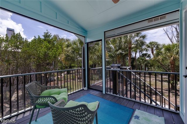 1318 Junonia ST, Sanibel, FL 33957