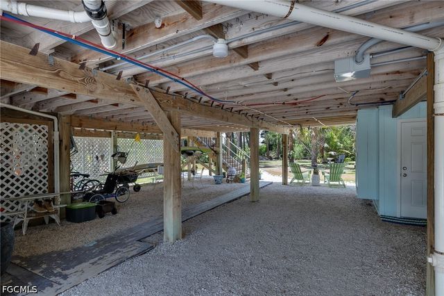 1318 Junonia ST, Sanibel, FL 33957