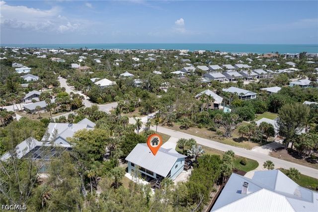 1318 Junonia ST, Sanibel, FL 33957