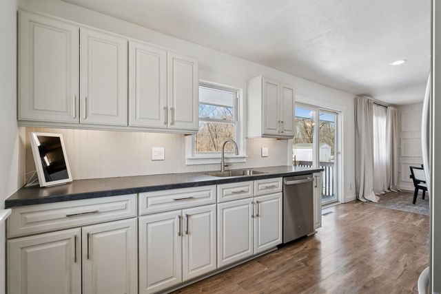 718 7th Ave NE, Oelwein, IA 50662