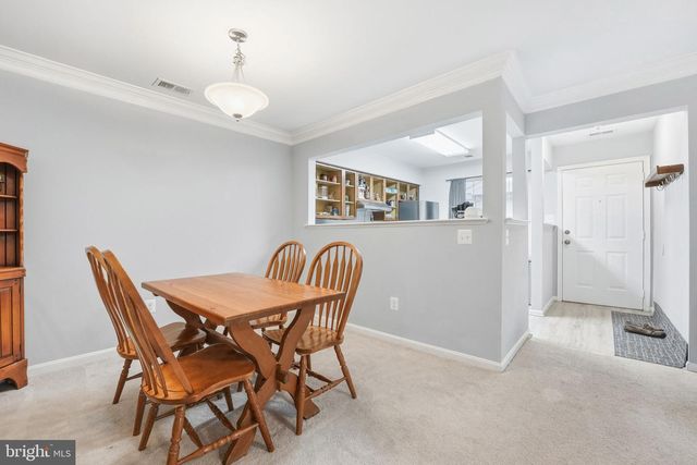 9458 SCARLET OAK DR, Manassas, VA 20110