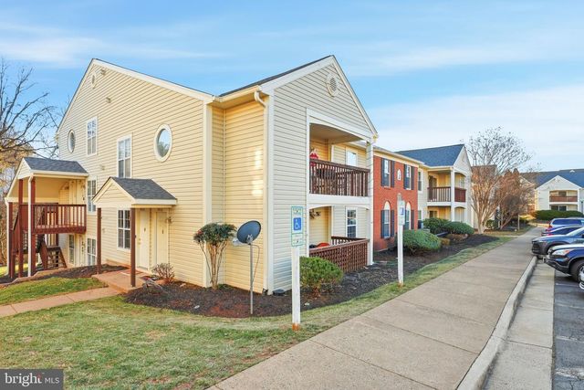 9458 SCARLET OAK DR, Manassas, VA 20110