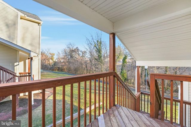 9458 SCARLET OAK DR, Manassas, VA 20110