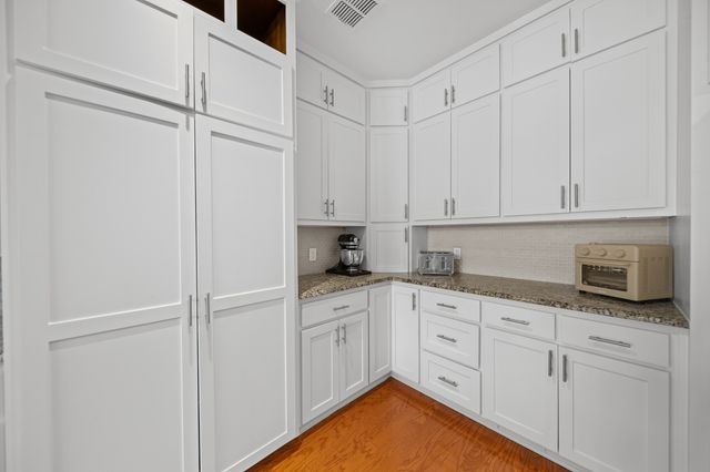 431 Lakefield Drive, Murphy, TX 75094