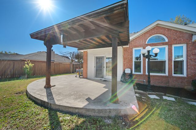 431 Lakefield Drive, Murphy, TX 75094