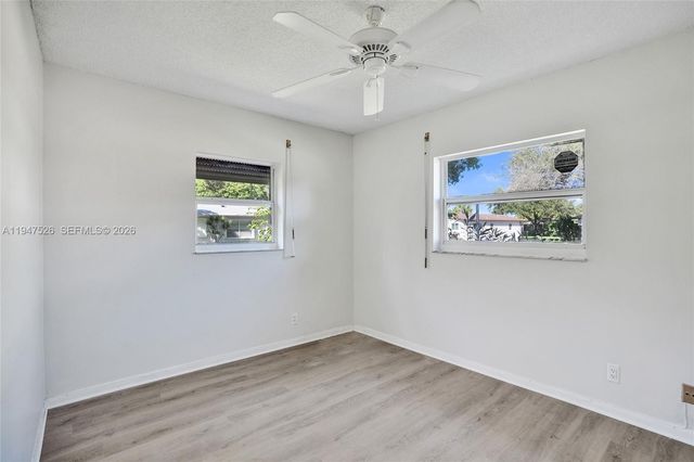 2621 SW Natura Ave, Deerfield Beach, FL 33441
