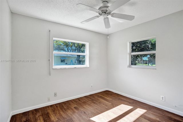 2621 SW Natura Ave, Deerfield Beach, FL 33441
