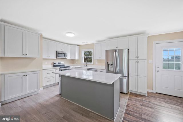 3801 GARDINER RD, Waldorf, MD 20601