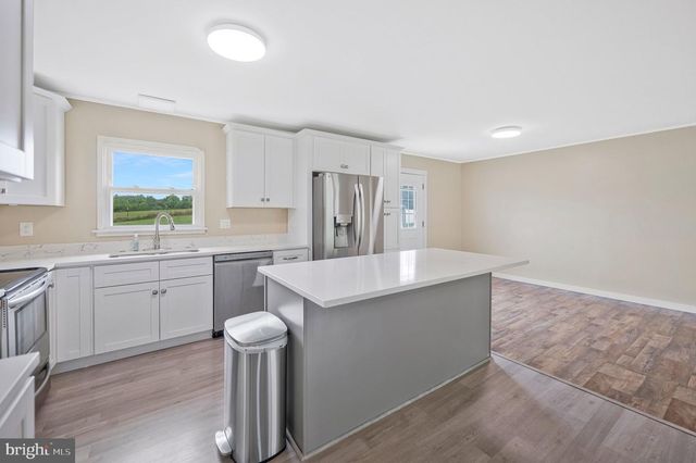 3801 GARDINER RD, Waldorf, MD 20601