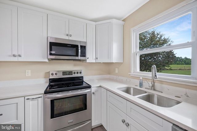 3801 GARDINER RD, Waldorf, MD 20601