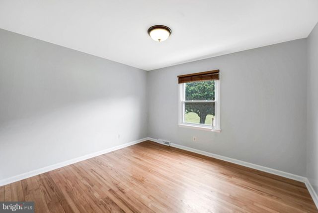3801 GARDINER RD, Waldorf, MD 20601
