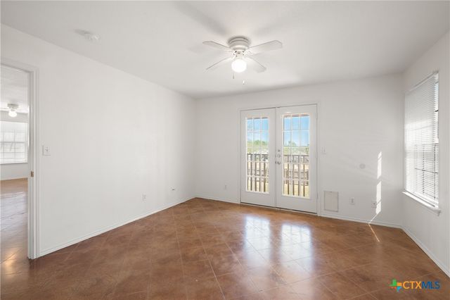 1225 Hilltop Drive, San Marcos, TX 78666