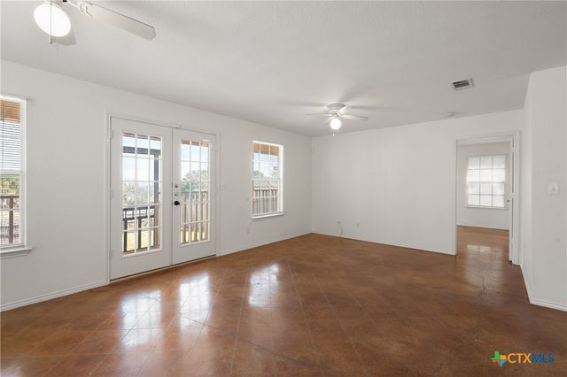 1225 Hilltop Drive, San Marcos, TX 78666