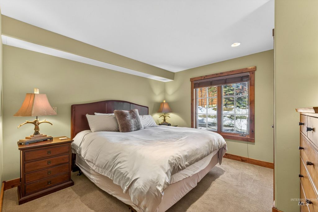 28 Francois Court, Donnelly, ID 83615 photo 12