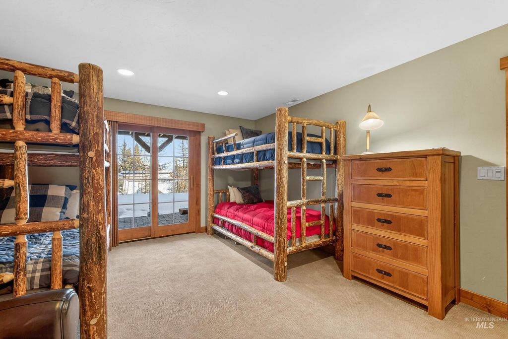 28 Francois Court, Donnelly, ID 83615 photo 13