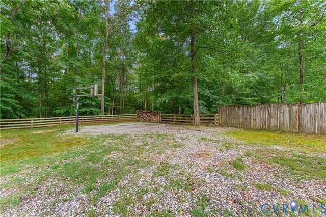 5819 Hereld Green Dr, Chesterfield, VA 23832