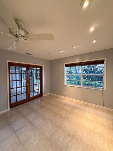 6654 Via Regina, Boca Raton, FL 33433