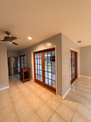 6654 Via Regina, Boca Raton, FL 33433