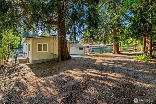 936 210th Avenue NE, Sammamish, WA 98074