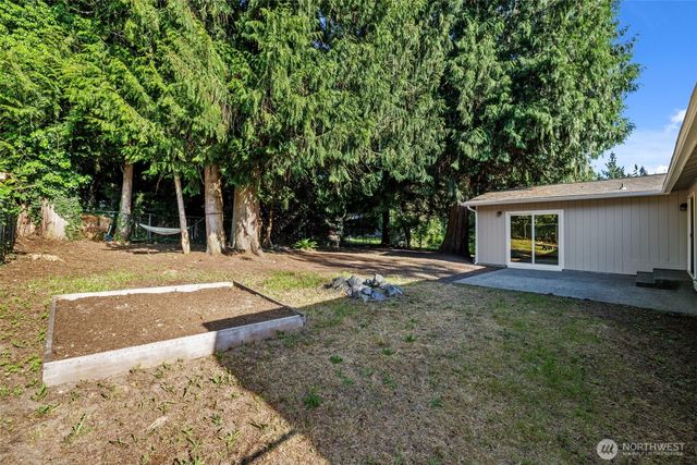 936 210th Avenue NE, Sammamish, WA 98074