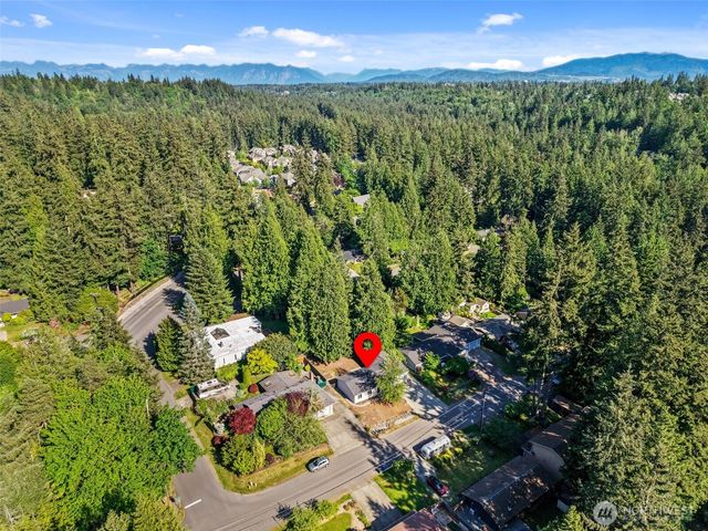 936 210th Avenue NE, Sammamish, WA 98074