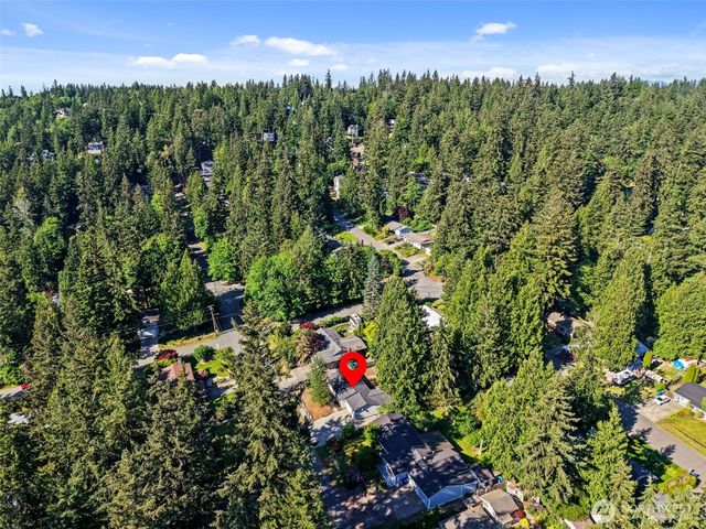 936 210th Avenue NE, Sammamish, WA 98074