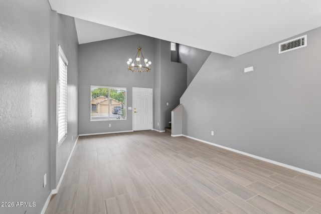 6333 W NEZ PERCE Street, Phoenix, AZ 85043