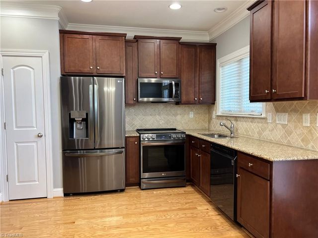 723 Piedmont Crossing Drive, High Point, NC 27265