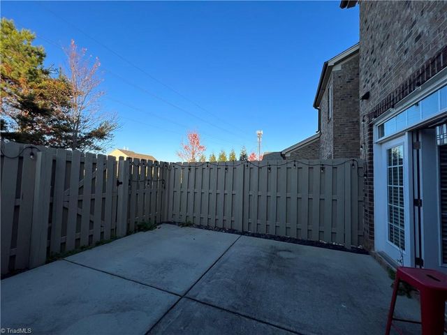 723 Piedmont Crossing Drive, High Point, NC 27265
