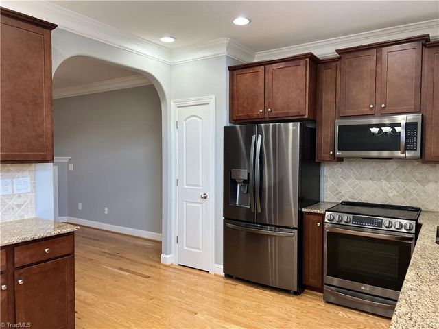 723 Piedmont Crossing Drive, High Point, NC 27265