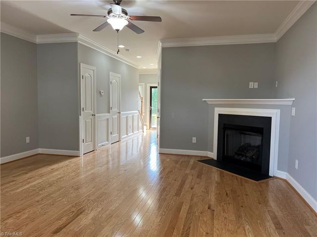 723 Piedmont Crossing Drive, High Point, NC 27265