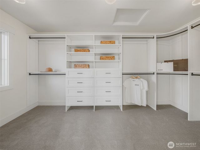 6807 54th Avenue NE, Seattle, WA 98115