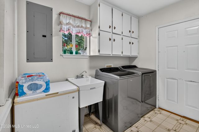 13559 Edwin Ladner Road, Pass Christian, MS 39571