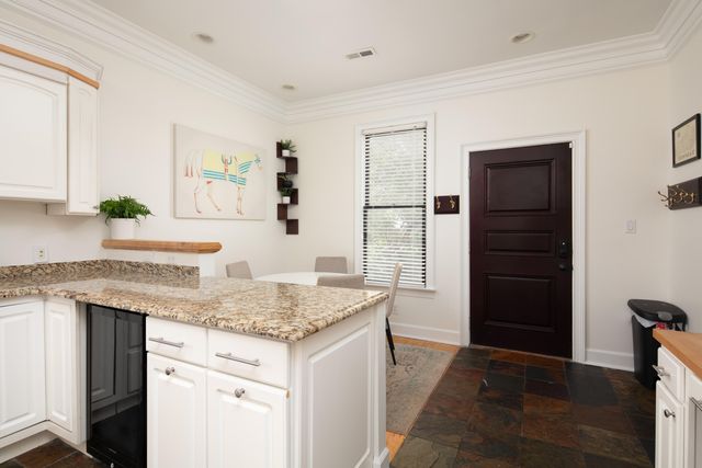 847 W High Street, Lexington, KY 40508
