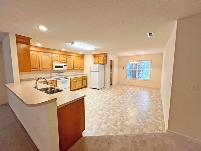 3680 Beacon Drive, Sumter, SC 29154