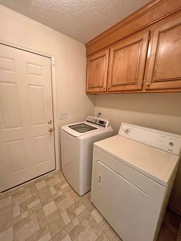 3680 Beacon Drive, Sumter, SC 29154